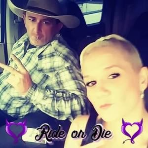 Meet your Posher, Corissa